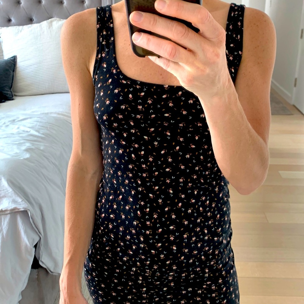 NWOT! Super Cute Billabong Black Floral Dress